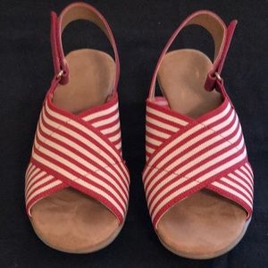 Aerosoles wedge sandals size 9
